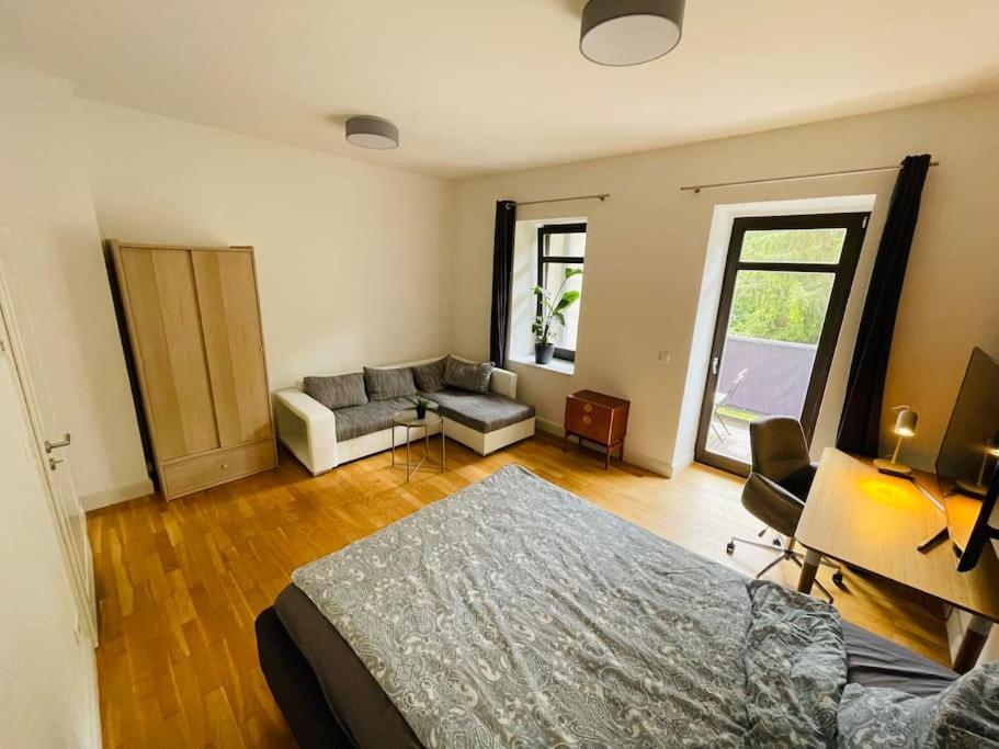 Charmante Wohnung Im Gruenen ไลป์ซิก ภายนอก รูปภาพ